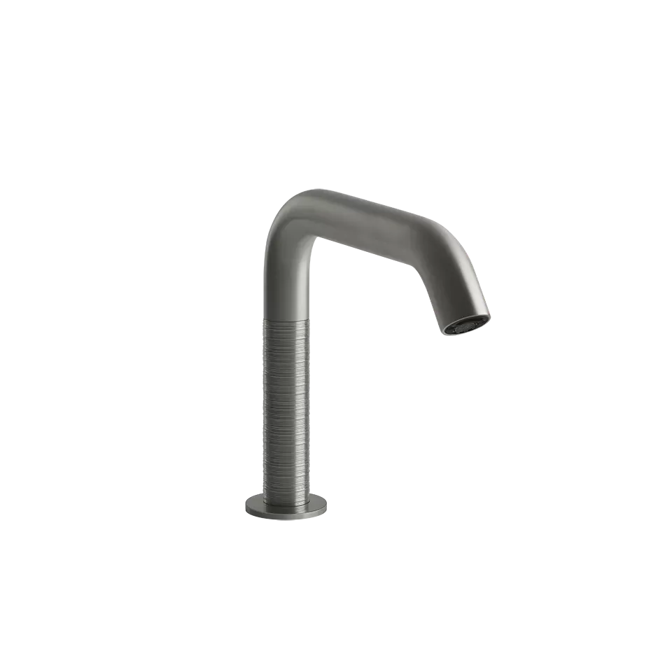 Электронный смеситель с кран-фильтром для регулировки температуры и напора воды. TRAME.