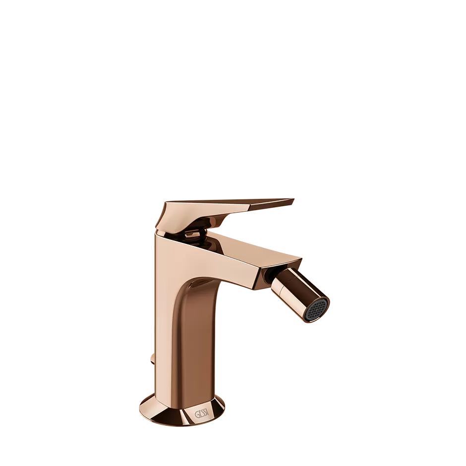 Смеситель для биде со сливом и соединительными патрубками.