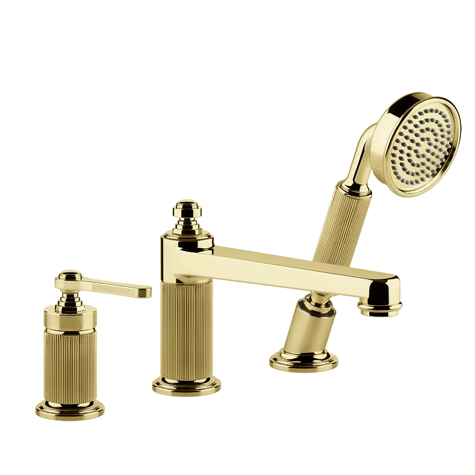 Смеситель для раковины на три отверстия с переключателем, изливом, гибким шлангом длиной 1,50 м и выдвижным ручным душем с защитой от известняка.