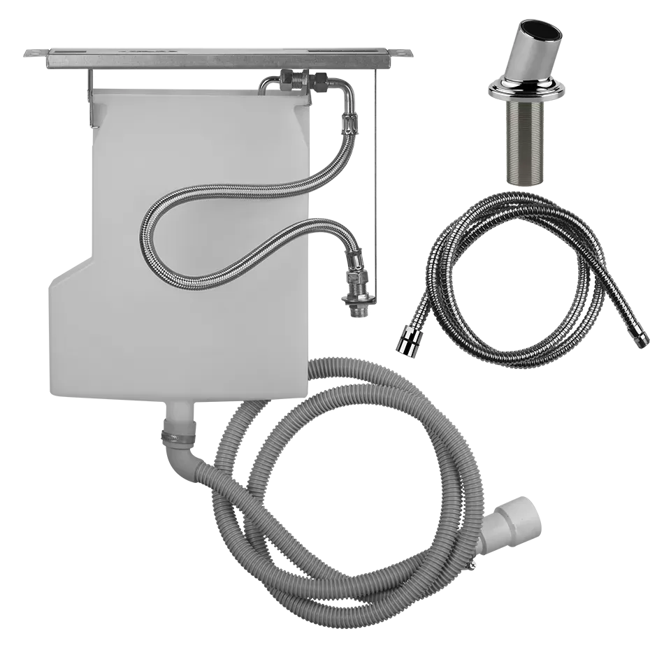 Cистема сбора воды для шланга ручногодуша,монтируемого на борт ванны