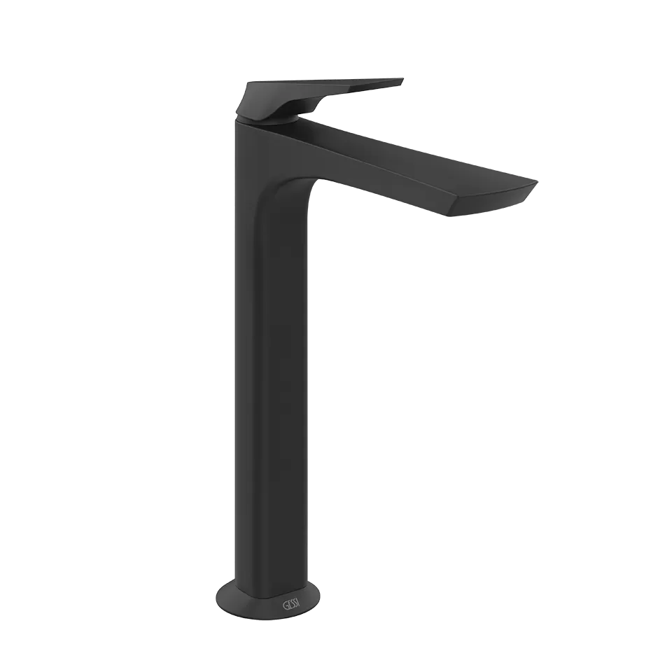 Высокая версия смесителя для раковины без слива, с гибкими соединительными элементами.